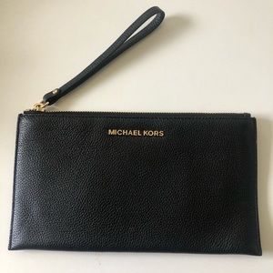 Michael Kors leather wristlet